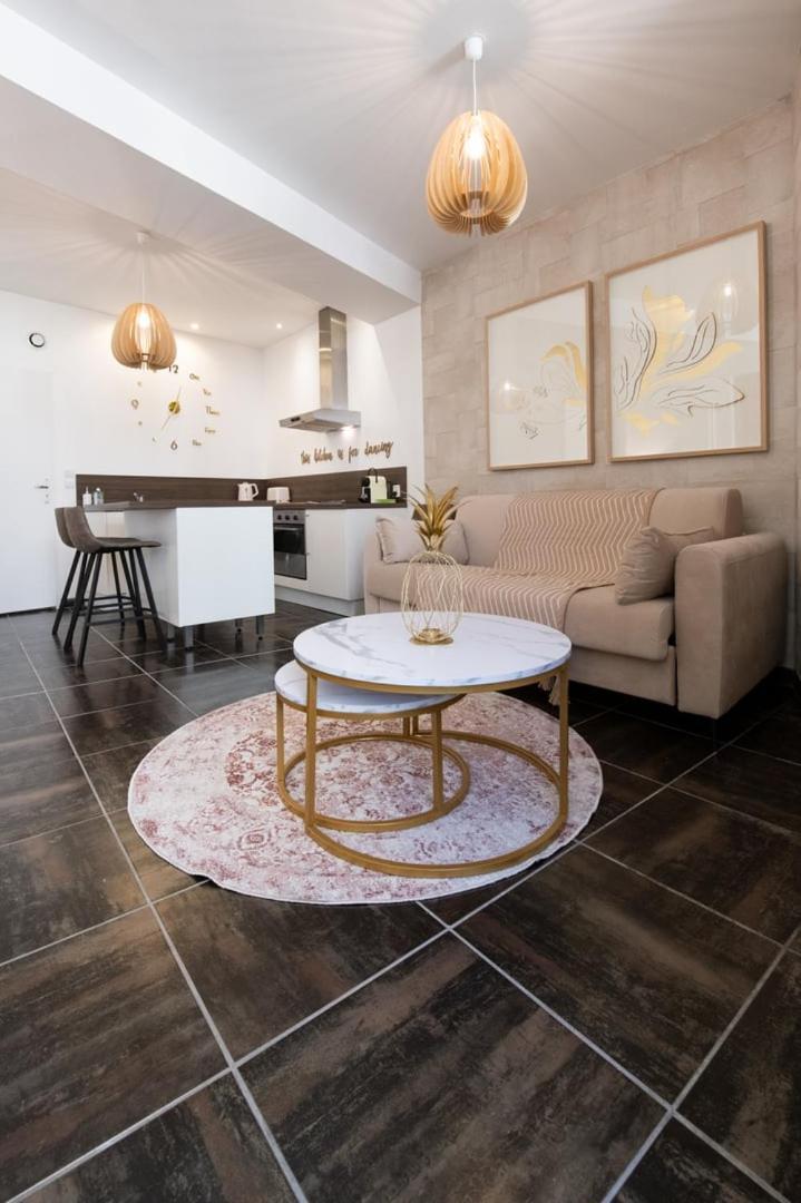 La Suite Sepia - Superbe Appartement Vieux Лион Екстериор снимка